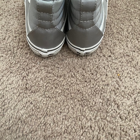 Girls silver vans - Picture 3 of 3